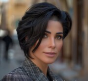 Astonishing short black hairstyle for women