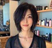 Short black incredible hairstyle for women
