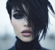 Short black superior hairstyle for women