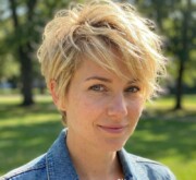 Chic short blonde coif with soft volume Chic short blonde coif with soft volume