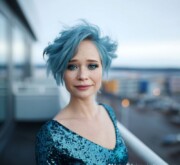 Colorful hairstyle inspiration full of charm and light
