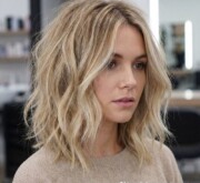 Neat medium inspiring blonde look Neat medium inspiring blonde look